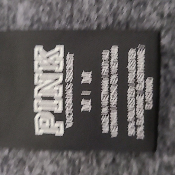 PINK VICTORIA'S SECRET Gray Quarter Zip Pull Over Active Wear Top - Size Medium - Picture 8 of 13